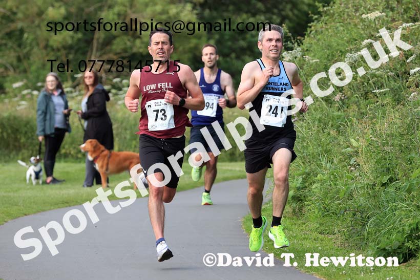 The 2024 Tynedale Pie n Peas 10k Road Race, Ovington to Low Prudhoe Country Park, Northumberland.  Photo: David T. Hewitson/Sports for All Pics